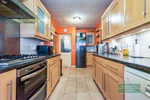 Photo 31- click for photo gallery